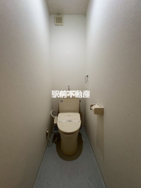 トイレ　クロスも可愛いトイレ☆