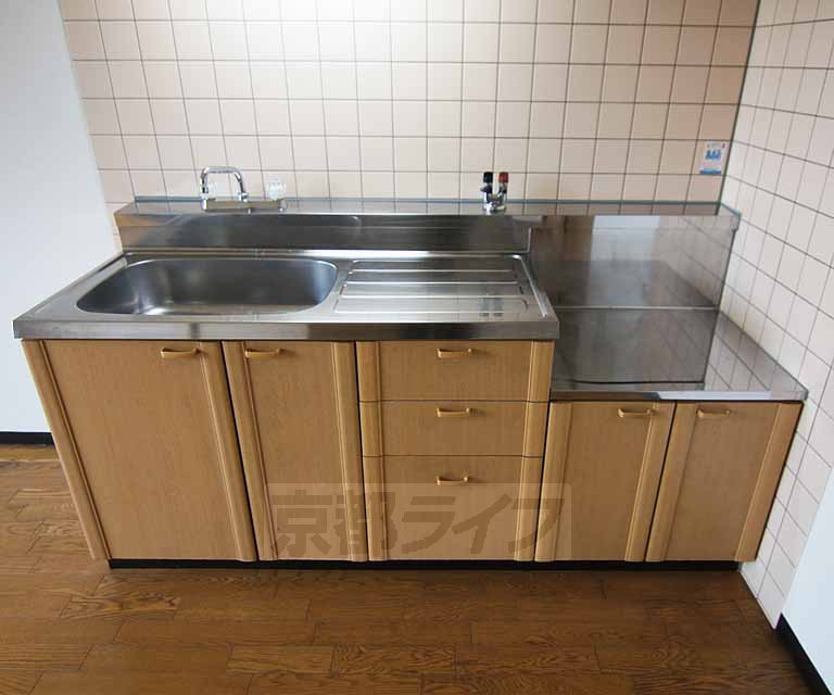 キッチン　２口コンロ設置可能です。