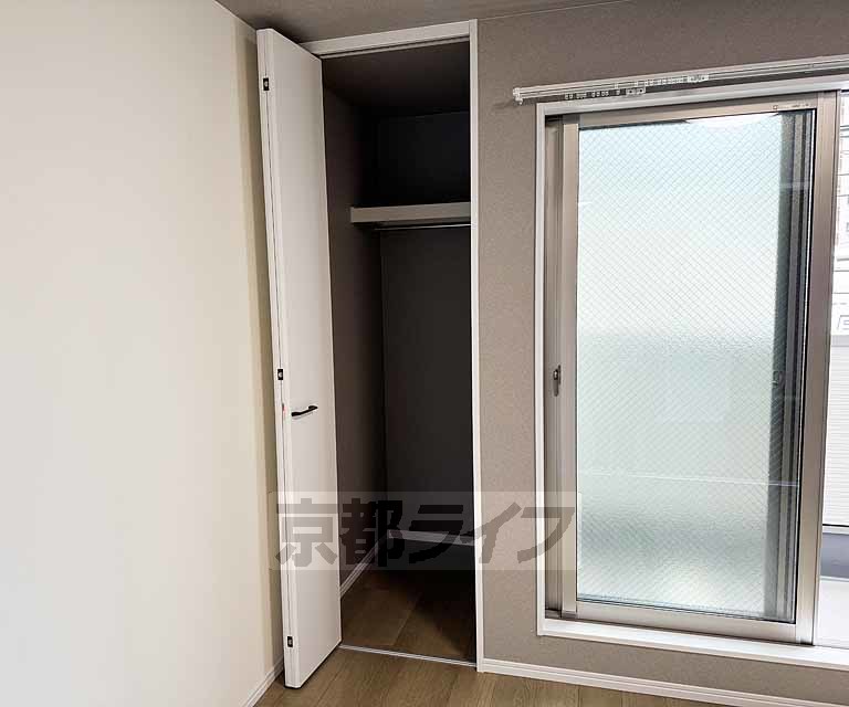 収納　洋服もすっきりと片付けられます！