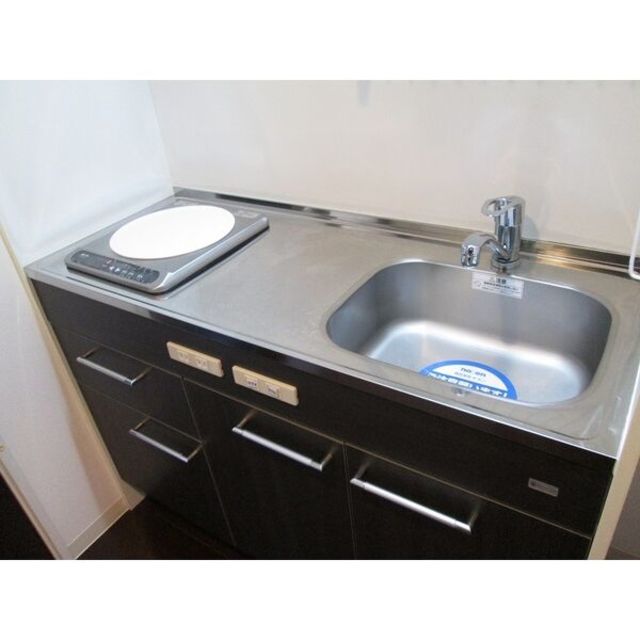 キッチン　ＩＨコンロ付きのお洒落なキッチン