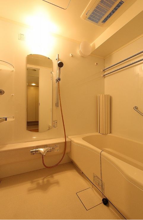 バス・シャワールーム　バス※別部屋参考写真