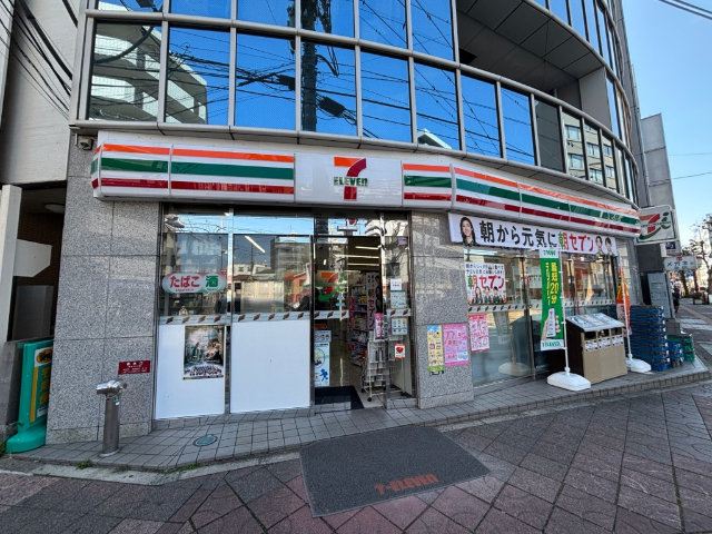 コンビニ　セブンイレブン船橋前原西２丁目店（コンビニ）まで333m