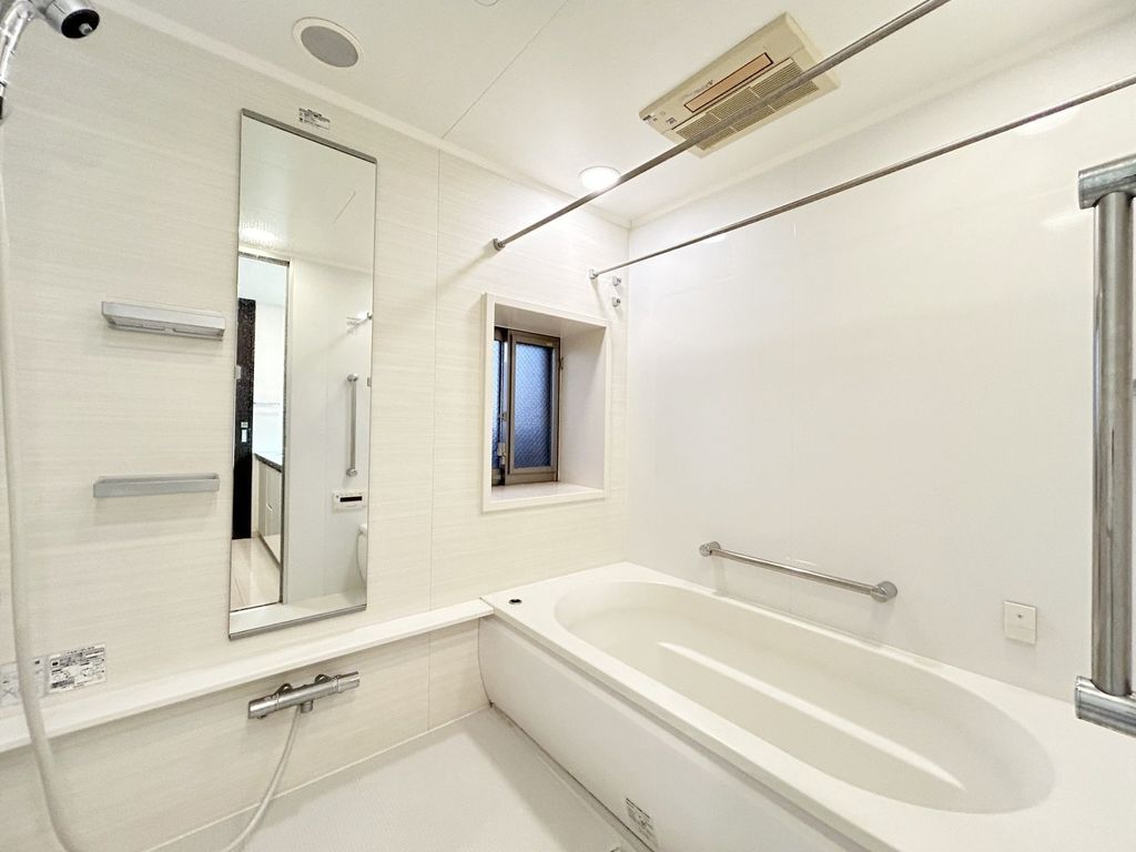 バス・シャワールーム　バス