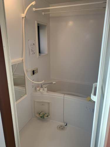 バス・シャワールーム　日々の疲れを癒すお風呂付です