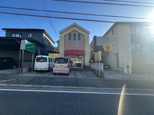 飲食店　シャン・ドゥ・フレーズ（飲食店）まで794m
