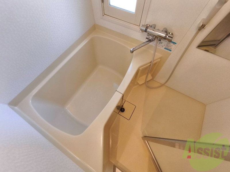 バス・シャワールーム　お風呂です！一日の疲れを癒してくださいね！