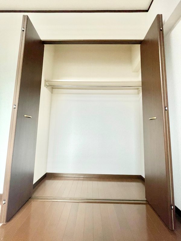 エントランス　実際のお部屋の写真です