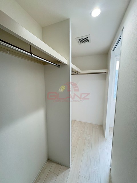 収納　ウォークインクローゼット