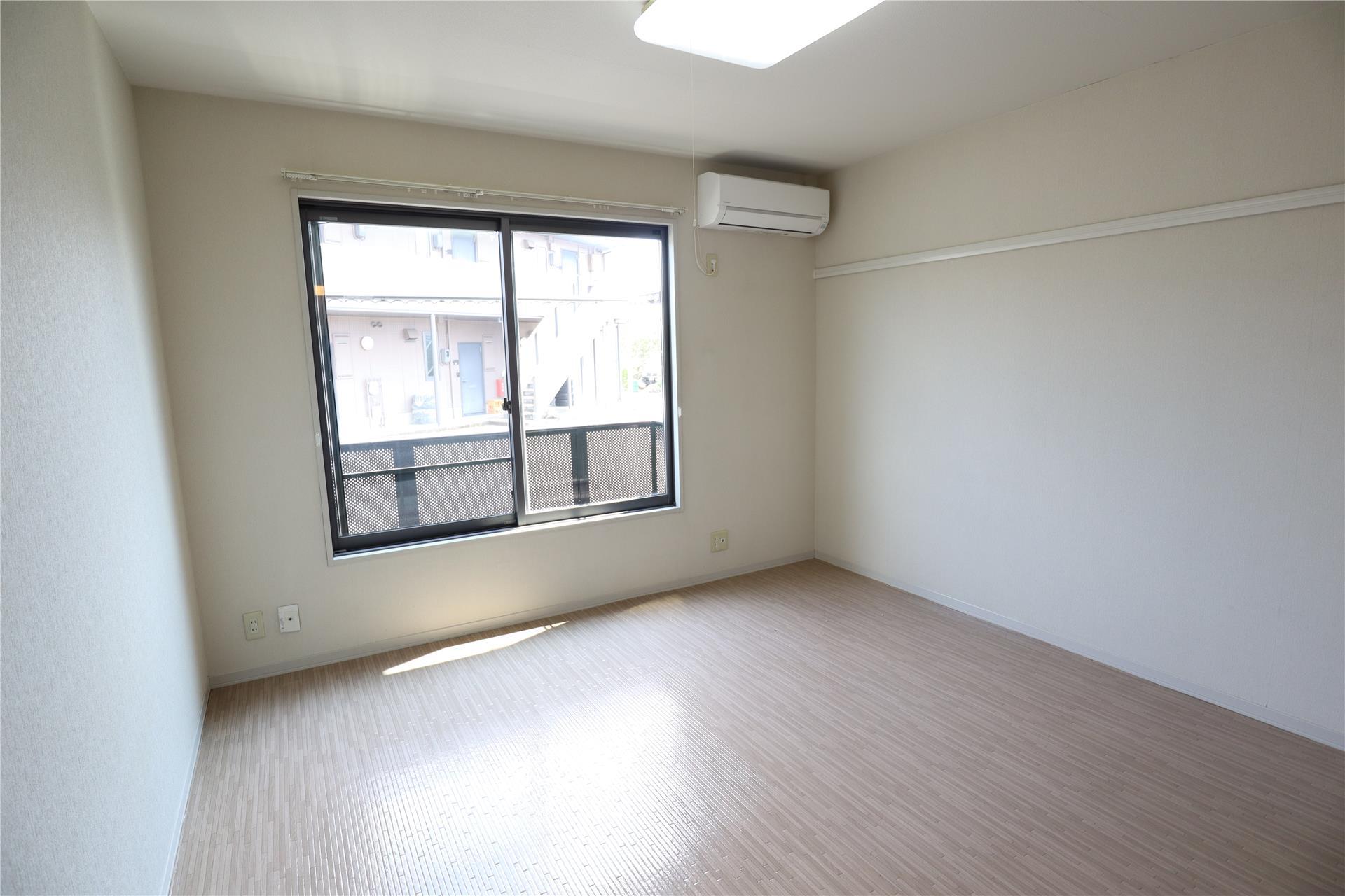 居室・リビング　反転タイプ別部屋の画像です。