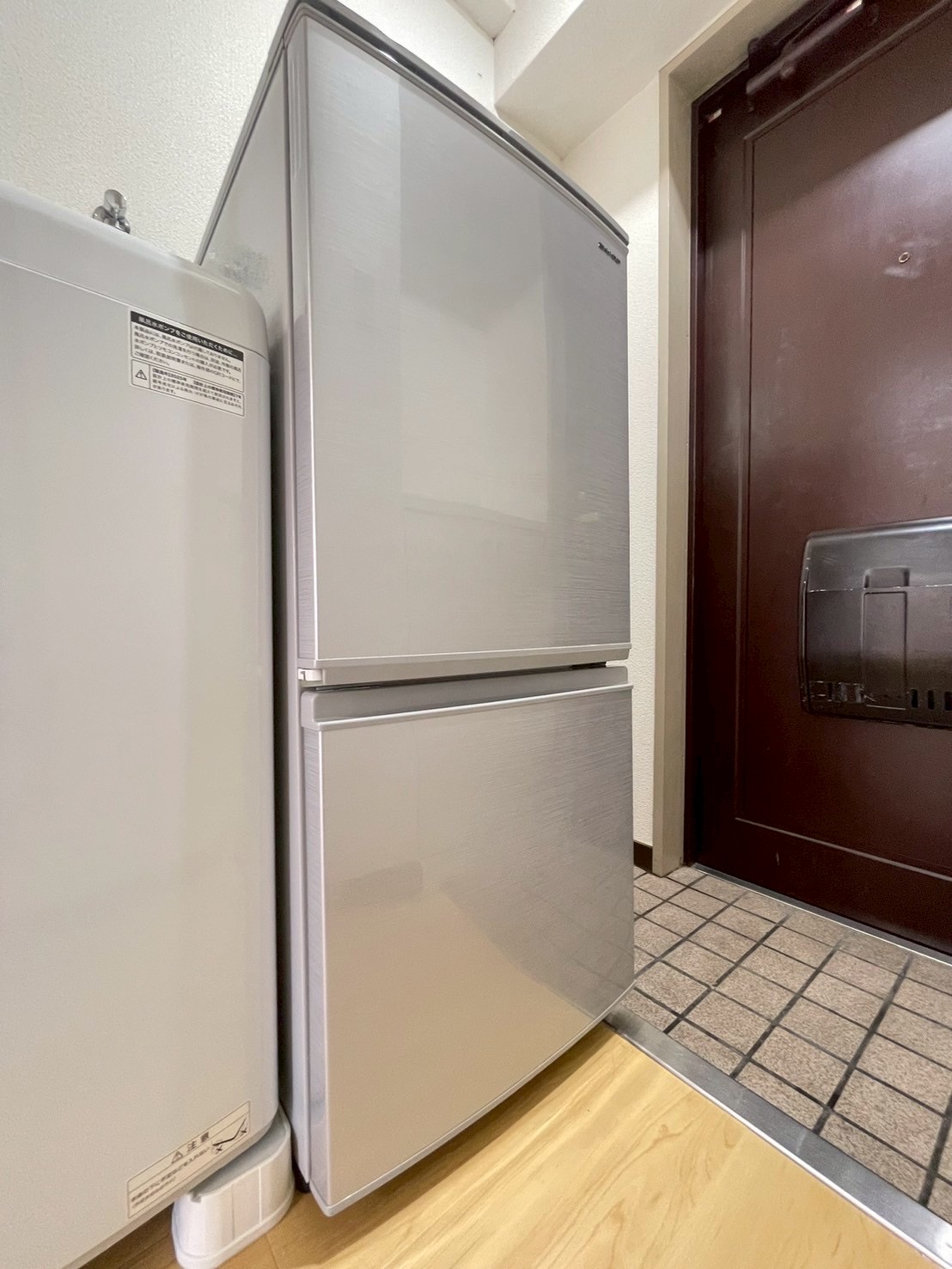 玄関　冷蔵庫完備
