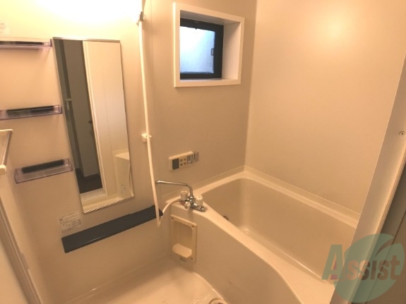 バス・シャワールーム　疲れた時はゆっくり湯船に浸かってリラックス♪