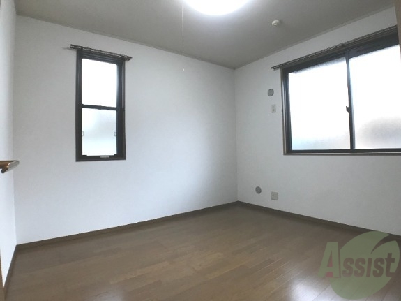 その他部屋・スペース　窓から光が沢山入ってくるのが分かりますね～。