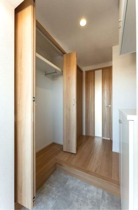 玄関　※画像はイメージ