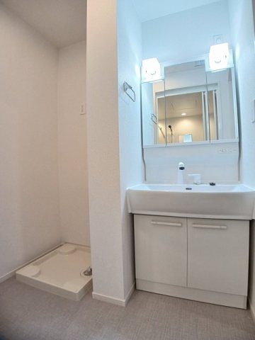 洗面設備　同仕様