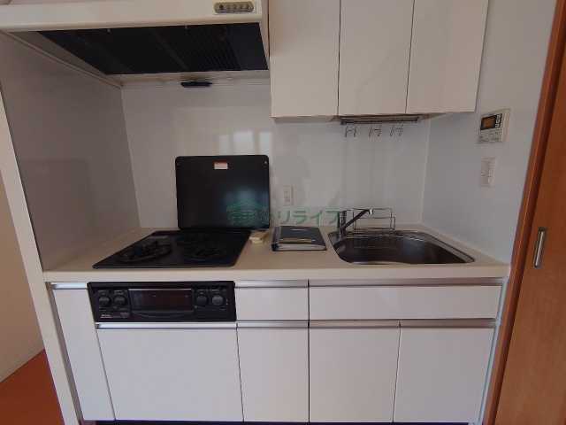 キッチン　別のお部屋の参考写真になります。