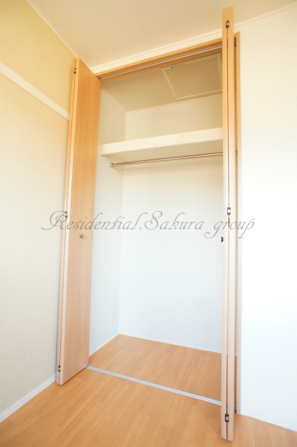 収納　お荷物の多い方でも安心のクローゼット付き♪