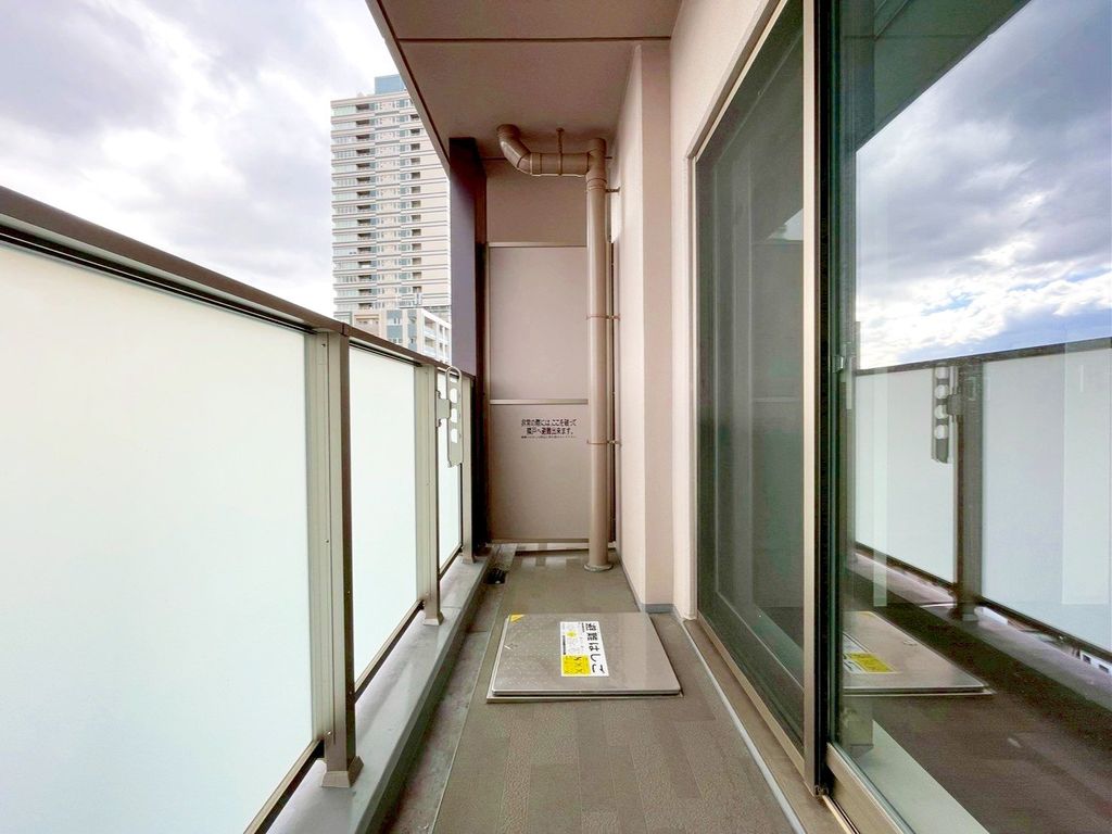 バルコニー　バルコニー