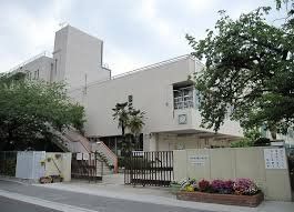 中学校　守口市立第一中学校（中学校）まで400m