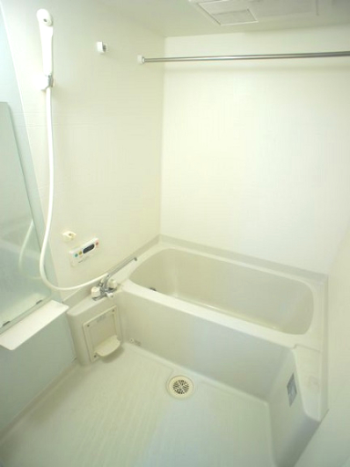 バス・シャワールーム　ゆったり過ごせるお風呂です♪