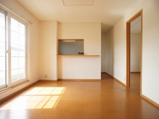 居室・リビング　快適に過ごせるエアコンが付いています♪