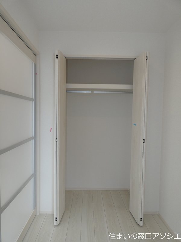 収納　※写真は同型タイプのイメージになります。