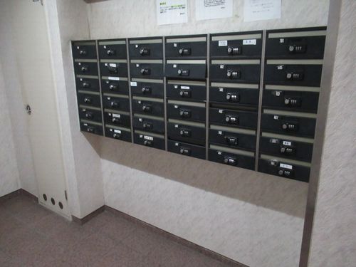 エントランス　集合ポスト