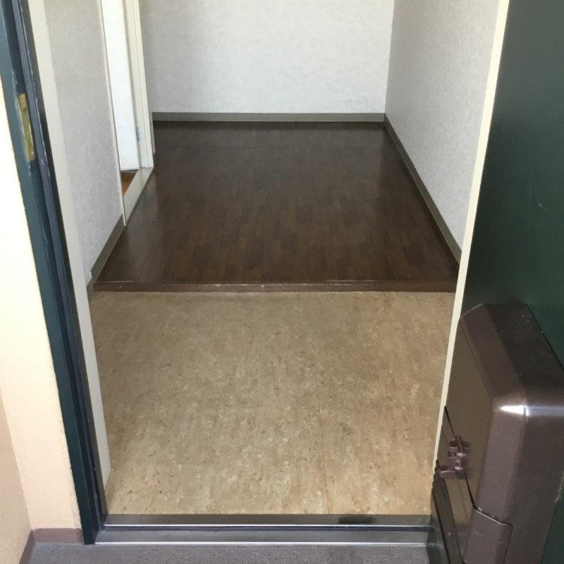 玄関　同タイプになります