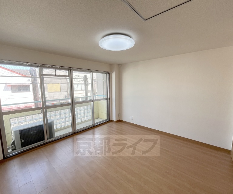 キッチン　２口コンロが付いています