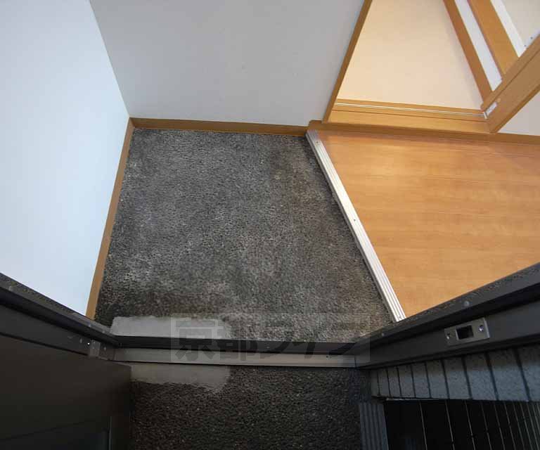 玄関　シューズＢＯＸを置けばＯＫですね！