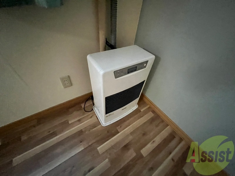 その他設備　灯油暖房です。札幌の寒い冬もこれで大丈夫！