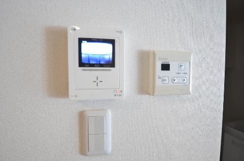 セキュリティ　カメラ付インターホン（イメージ）