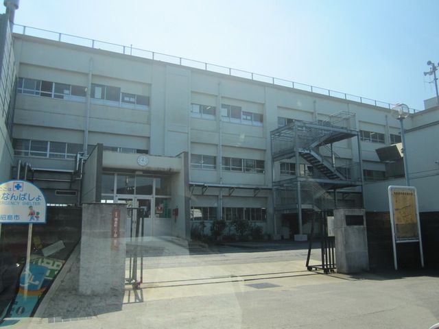 小学校　昭島市立玉川小学校（小学校）まで580m