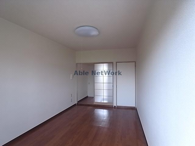 居室・リビング　居室