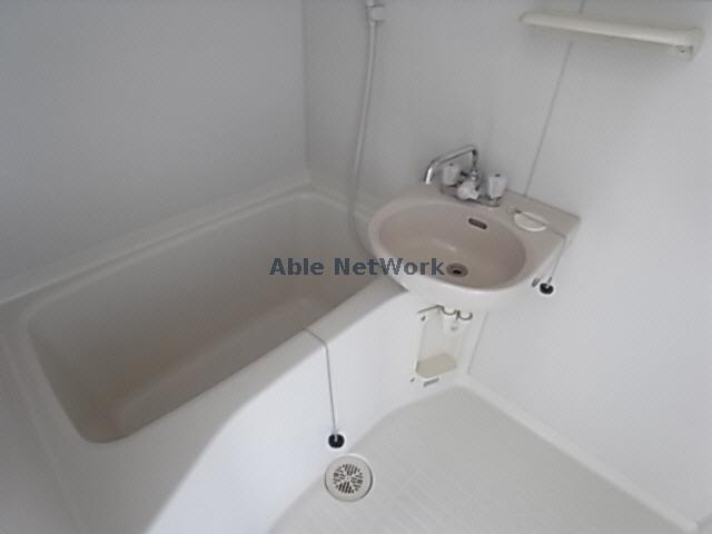 バス・シャワールーム　バス