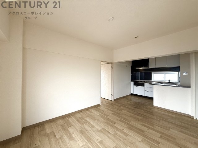 居室・リビング　使いやすいリビングです♪