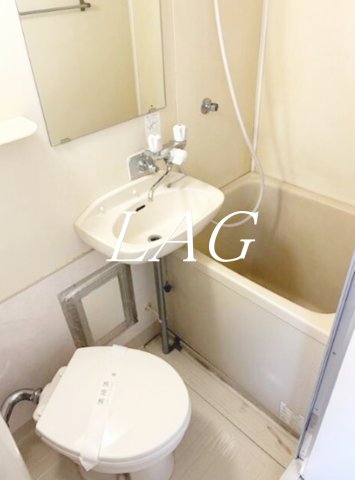 バス・シャワールーム　お風呂です。