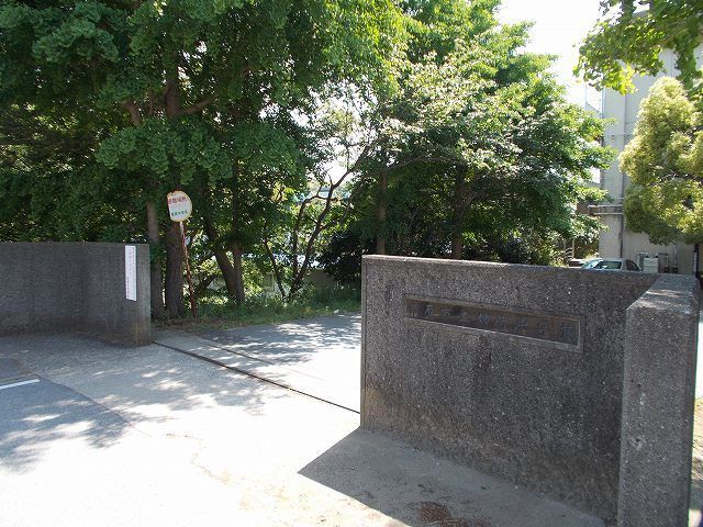 中学校　市立姉崎中学校（中学校）まで1400m