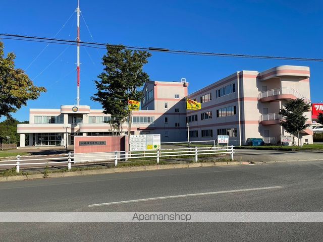 小学校　釧路市立清明小学校（小学校）まで671m