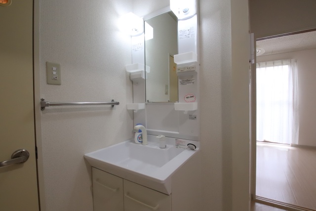 洗面設備　※別室の参考写真の為、現況優先です。