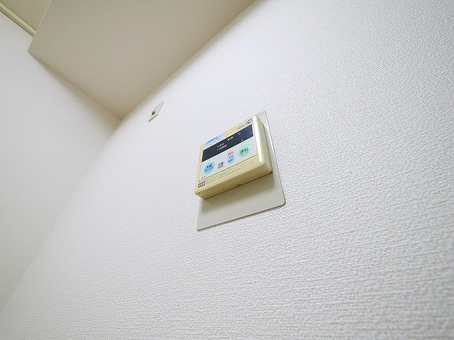 その他設備　給湯ボタン付きです