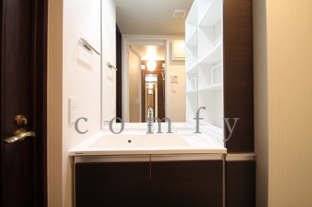 洗面設備　独立洗面台