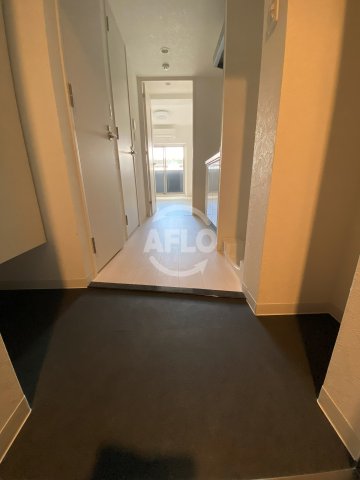 玄関　ソルテラス大阪BAY STAION SIDE