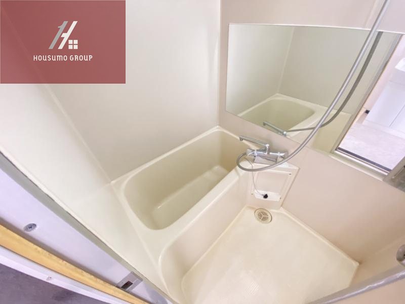 バス・シャワールーム　シンプルで使いやすいトイレです