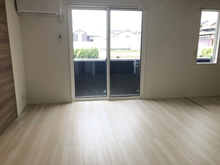 居室・リビング　ゆったりとした居間です