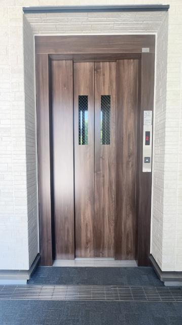 その他　エレベーター