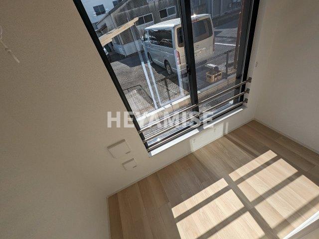 バルコニー　※室内画像は類似物件のもの