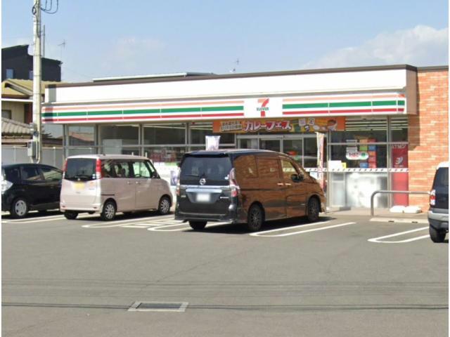 コンビニ　セブンイレブン前橋堀越町店（コンビニ）まで691m