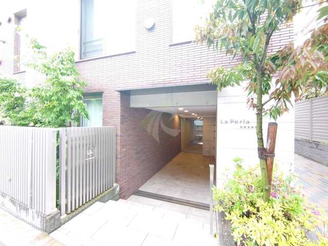 エントランス　ラペルラ世田谷赤堤