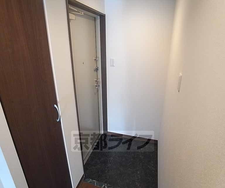 玄関　シューズボックスがあります。