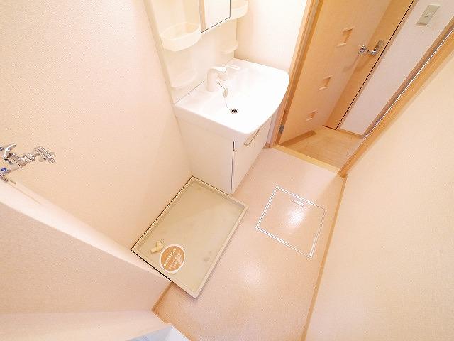 洗面設備　忙しい朝には欠かせない洗面所です